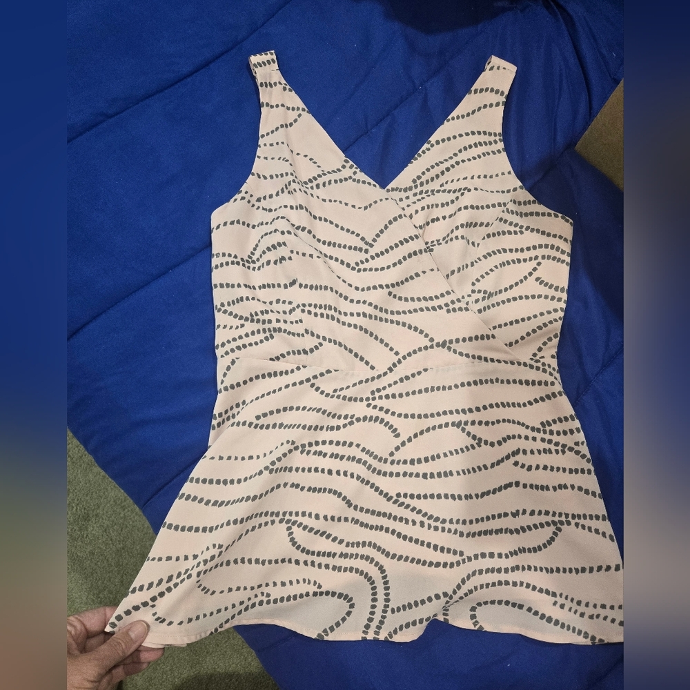 Cabi 273 Sophia Abstract Polkadot Peplum Surplice Wrap Cami Tank Blouse Blush 8.